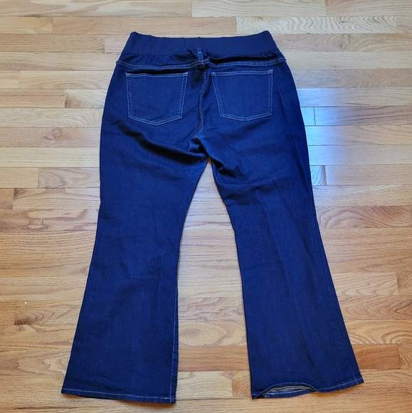 GAP Long and Lean Maternity Jeans - Picture 2 of 4